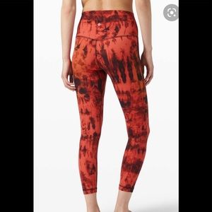 Lululemon Game Day Red Align 25”